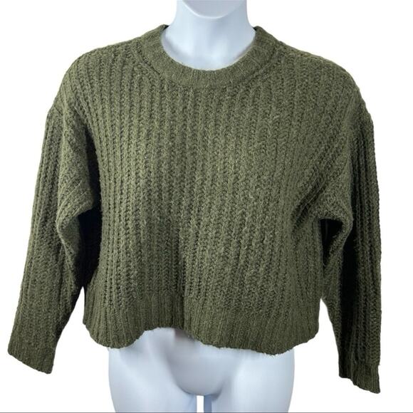American Eagle Cropped Chunky Knit Dark Green Crew Neck Sweater Size Small - Picture 2 of 13